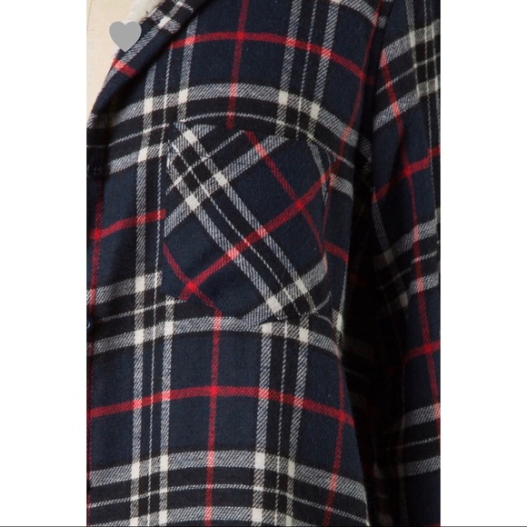 BOUTIQUE CLOSING MAKE AN OFFER - Picture 7 of 8